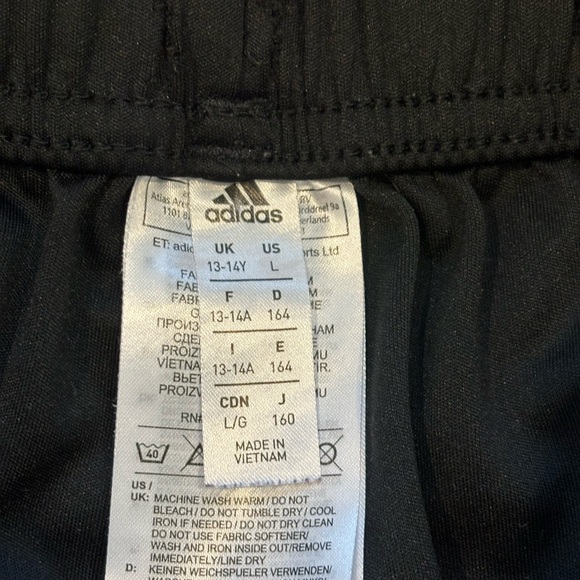 Adidas - Picture 4 of 7